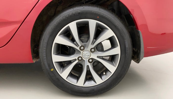 2017 Hyundai Verna 1.6 VTVT SX, Petrol, Manual, 31,198 km, Left Rear Wheel