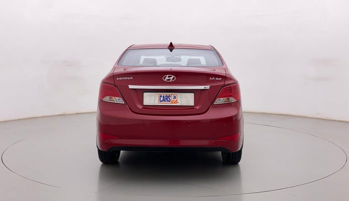 2017 Hyundai Verna 1.6 VTVT SX, Petrol, Manual, 31,198 km, Back/Rear