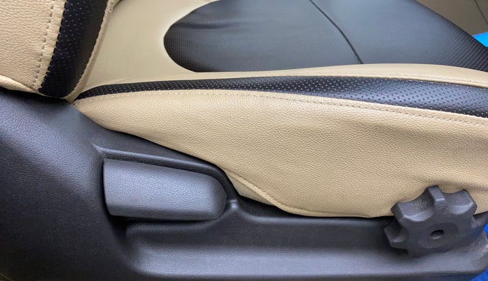 2017 Hyundai Verna 1.6 VTVT SX, Petrol, Manual, 31,198 km, Driver Side Adjustment Panel