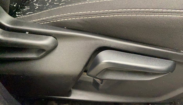 2020 Tata Tiago XZA PLUS PETROL, Petrol, Automatic, 36,342 km, Driver Side Adjustment Panel