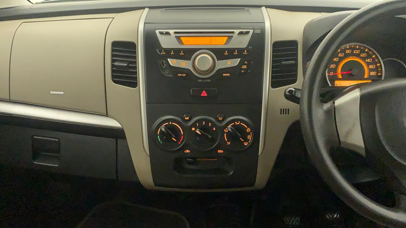 2013 Maruti Wagon R 1.0 VXI, Petrol, Manual, 34,913 km, Air Conditioner