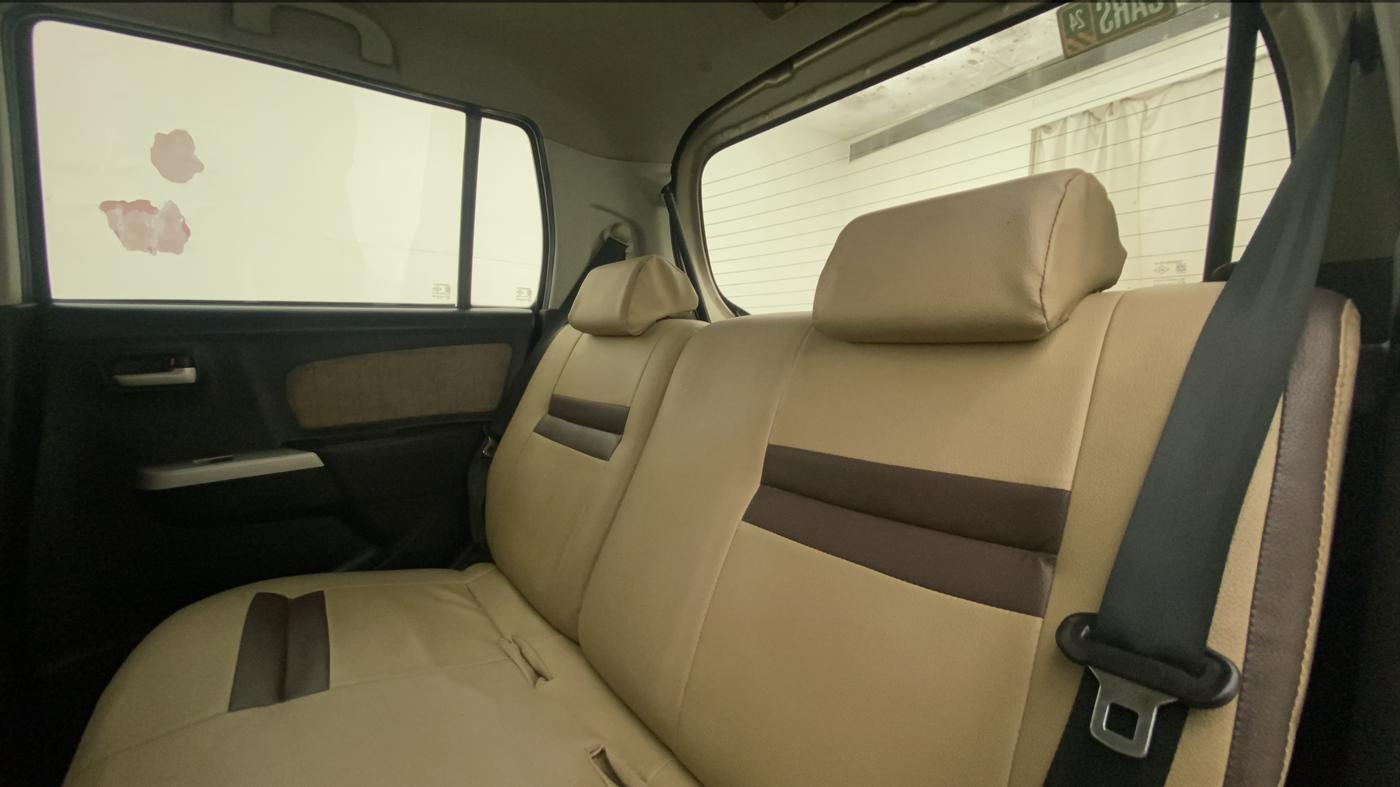 2013 Maruti Wagon R 1.0 VXI, Petrol, Manual, 34,913 km, Right Side Rear Door Cabin