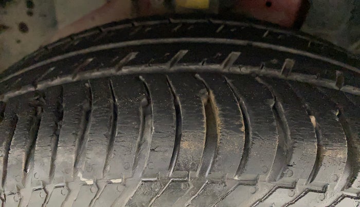 2018 Ford Ecosport TREND 1.5L DIESEL, Diesel, Manual, 54,106 km, Right Front Tyre Tread