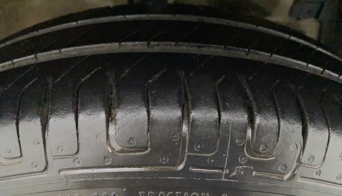 2012 Maruti Swift Dzire VXI, Petrol, Manual, 57,991 km, Left Rear Tyre Tread