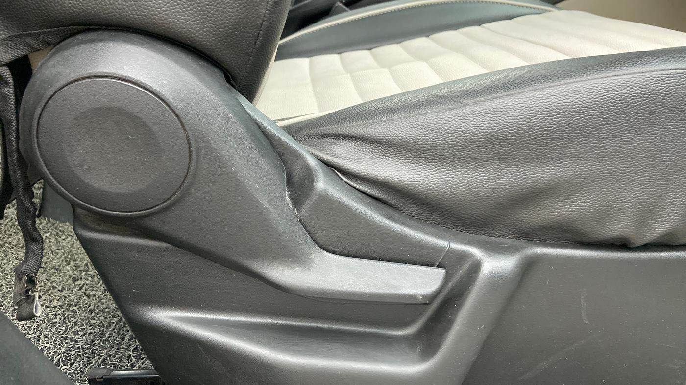 2020 Maruti New Wagon-R VXI 1.0, Petrol, Manual, 20,832 km, Driver Side Adjustment Panel