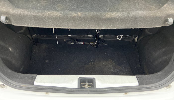 2020 Maruti New Wagon-R VXI 1.0, Petrol, Manual, 20,832 km, Boot Inside