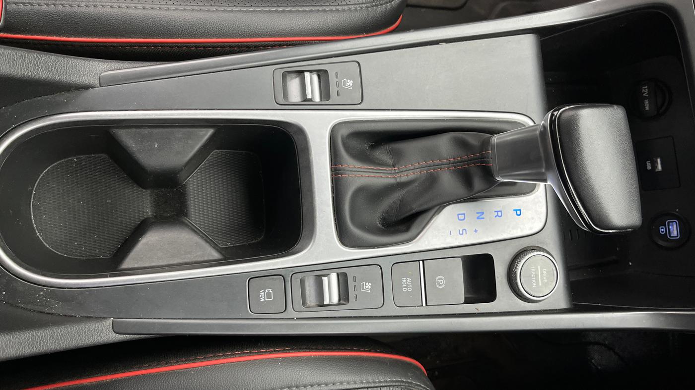 2022 Hyundai Creta SX (O) 1.4 TURBO DCT DUAL TONE, Petrol, Automatic, 63,019 km, Gear Lever