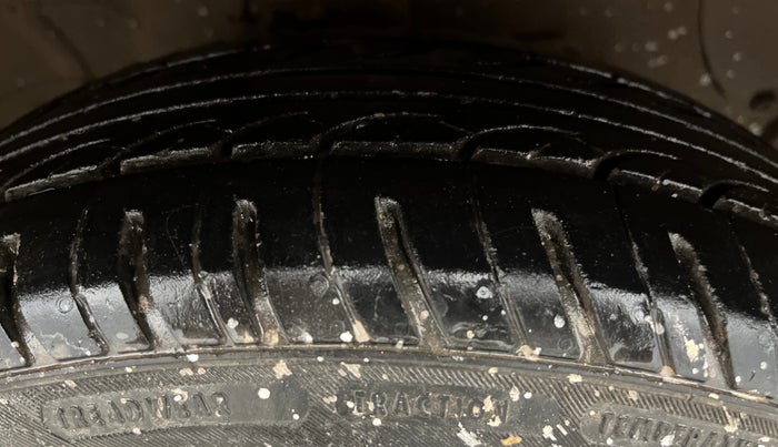 2018 Hyundai Grand i10 MAGNA 1.2 KAPPA VTVT, Petrol, Manual, 97,503 km, Right Front Tyre Tread