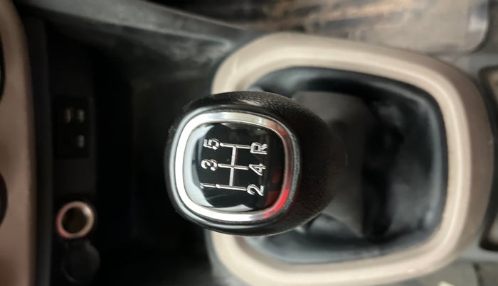 2018 Hyundai Grand i10 MAGNA 1.2 KAPPA VTVT, Petrol, Manual, 97,503 km, Gear Lever