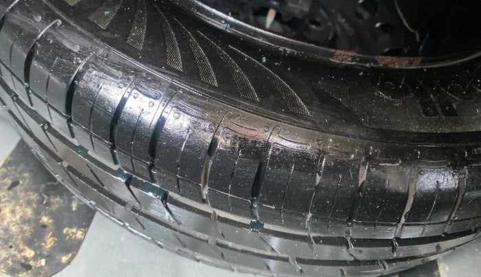 2022 Hyundai AURA SX 1.2 CNG, CNG, Manual, 49,591 km, Spare Tyre