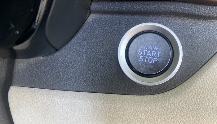 2022 Hyundai AURA SX 1.2 CNG, CNG, Manual, 49,591 km, Keyless Start/ Stop Button