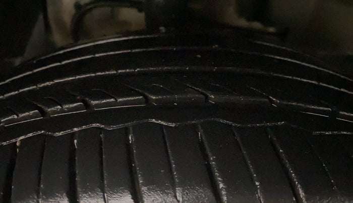 2024 Tata NEXON CREATIVE PLUS S 1.2 REVOTRON 7 DCA, Petrol, Automatic, 23,673 km, Right Front Tyre Tread