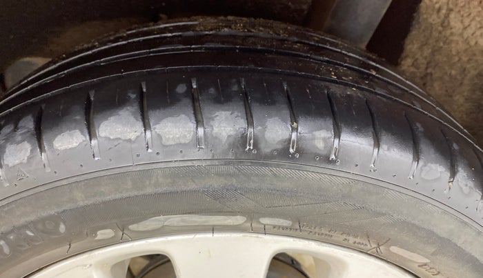 2016 Maruti Baleno ZETA PETROL 1.2, Petrol, Manual, 88,840 km, Left Rear Tyre Tread