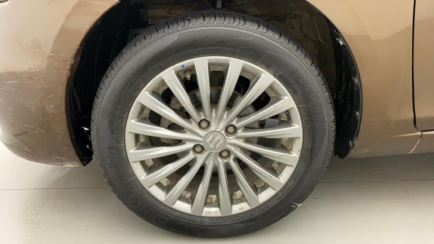 2016 Maruti Ciaz ZXI+, Petrol, Manual, 46,027 km, Left Front Wheel