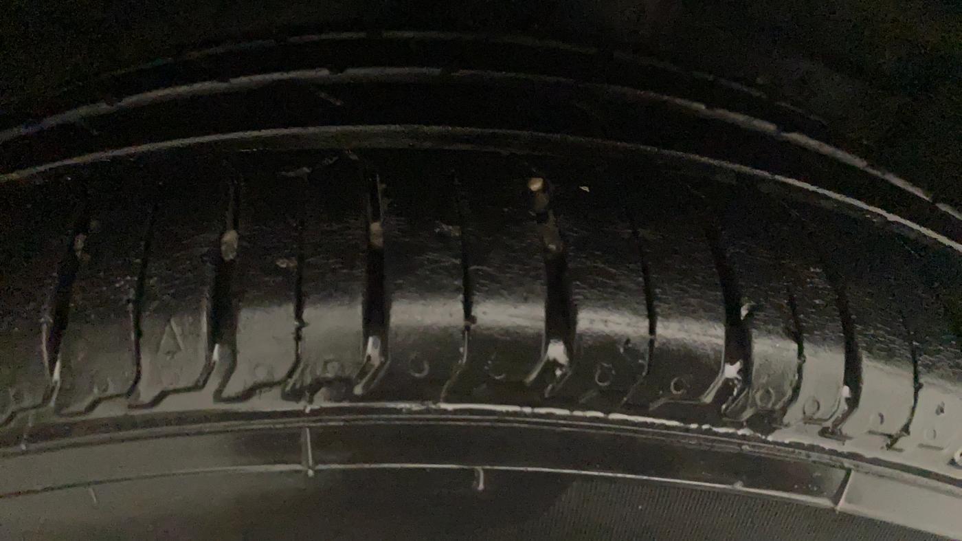 2015 Maruti Ertiga VXI, Petrol, Manual, 49,752 km, Right Rear Tyre Tread