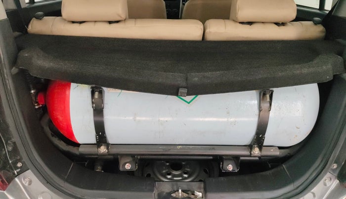 2016 Maruti Wagon R 1.0 LXI CNG, CNG, Manual, 56,549 km, Boot Inside