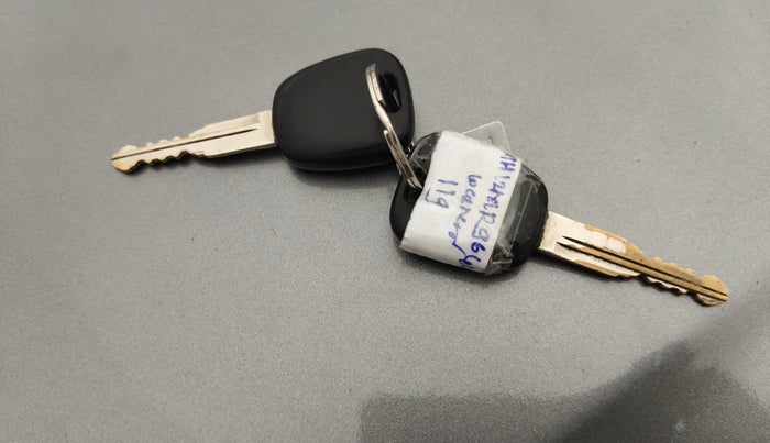 2016 Maruti Wagon R 1.0 LXI CNG, CNG, Manual, 56,549 km, Key Close Up