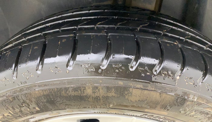 2024 Volkswagen TAIGUN GT TSI 1.5 DSG , Petrol, Automatic, 7,517 km, Left Rear Tyre Tread