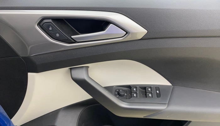 2024 Volkswagen TAIGUN GT TSI 1.5 DSG , Petrol, Automatic, 7,517 km, Driver Side Door Panels Control