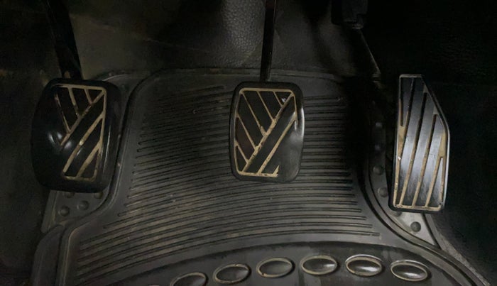 2020 Maruti Baleno DELTA DIESEL 1.3, Diesel, Manual, 78,662 km, Pedals