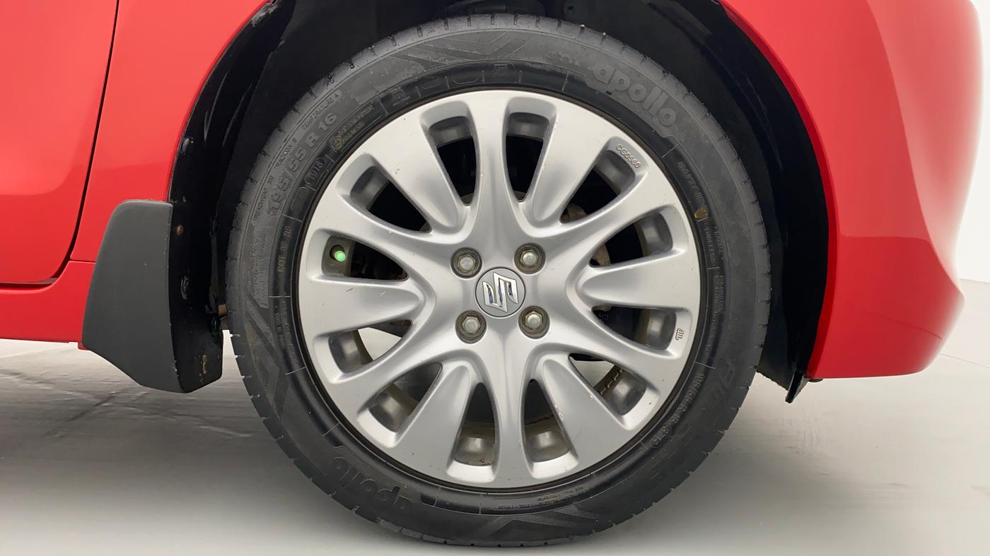 2018 Maruti Baleno ALPHA 1.2 K12 AMT, Petrol, Automatic, 60,393 km, Right Front Wheel