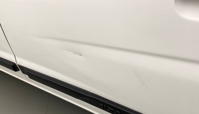 2012 Maruti Alto K10 VXI P, Petrol, Manual, 33,927 km, Rear left door - Minor scratches