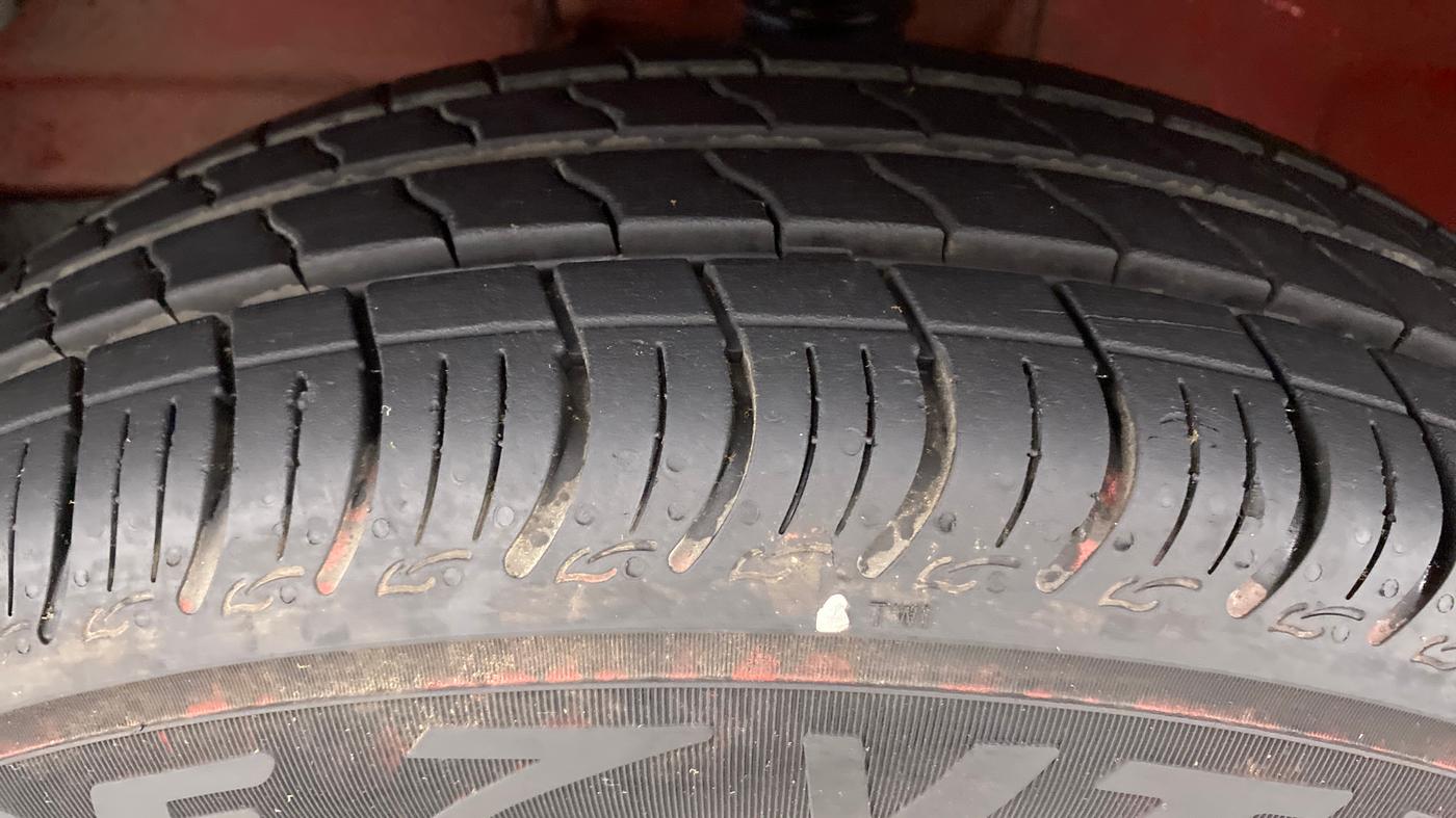 2020 Maruti S PRESSO VXI, Petrol, Manual, 3,942 km, Left Front Tyre Tread
