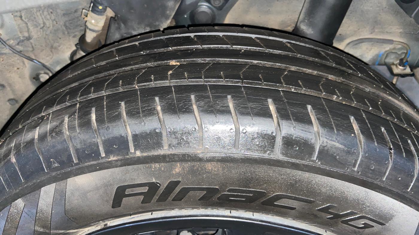2023 Hyundai VENUE S(O) 1.2, Petrol, Manual, 17,272 km, Left Rear Tyre Tread