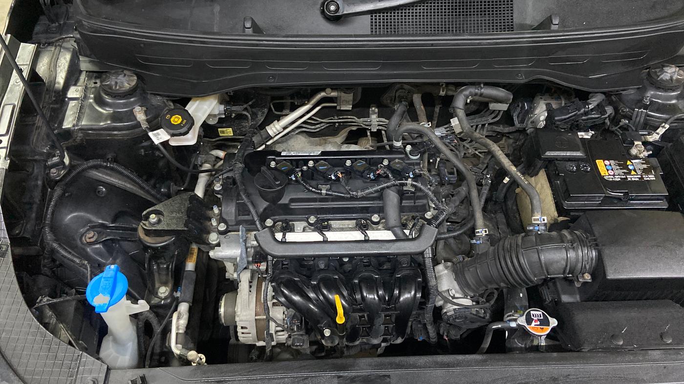 2023 Hyundai VENUE S(O) 1.2, Petrol, Manual, 17,272 km, Engine View - Right