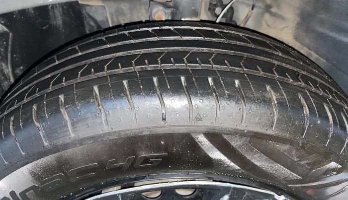 2023 Hyundai VENUE S(O) 1.2, Petrol, Manual, 17,272 km, Left Front Tyre Tread