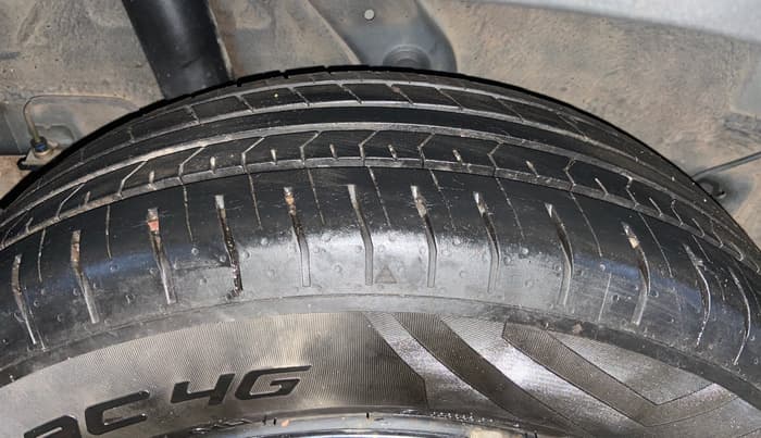 2023 Hyundai VENUE S(O) 1.2, Petrol, Manual, 17,272 km, Right Rear Tyre Tread