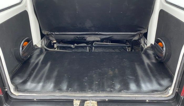 2019 Maruti Eeco 5 STR WITH A/C+HTR, Petrol, Manual, 30,173 km, Boot Inside