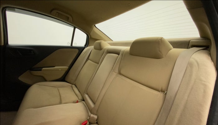 2015 Honda City 1.5L I-VTEC SV CVT, Petrol, Automatic, 76,878 km, Right Side Rear Door Cabin