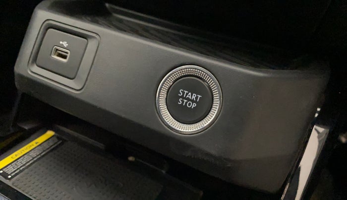 2022 Renault Kiger RXZ AMT, Petrol, Automatic, 25,075 km, Keyless Start/ Stop Button