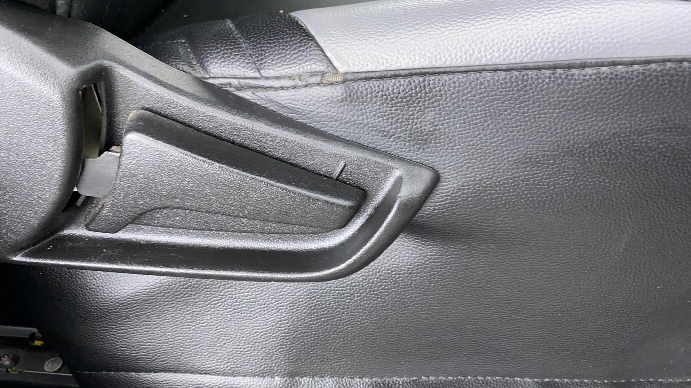 2021 Maruti S PRESSO VXI CNG, CNG, Manual, 11,296 km, Driver Side Adjustment Panel
