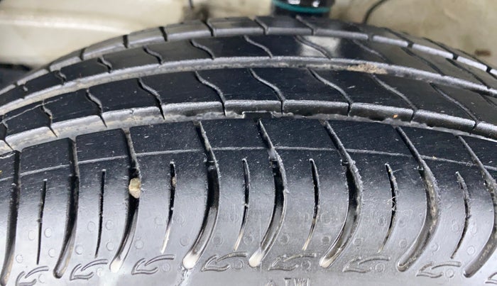 2021 Maruti S PRESSO VXI CNG, CNG, Manual, 11,296 km, Left Front Tyre Tread