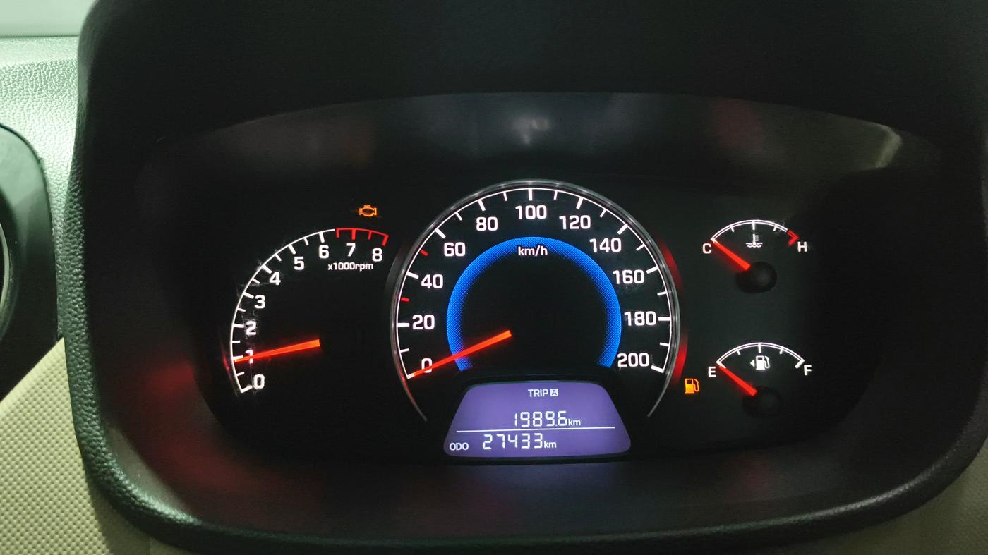 2015 Hyundai Grand i10 SPORTZ 1.2 KAPPA VTVT, Petrol, Manual, 27,417 km, Odometer Image