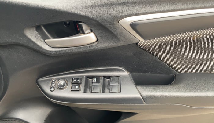 2018 Honda WR-V 1.2L I-VTEC VX MT, Petrol, Manual, 37,225 km, Driver Side Door Panels Control