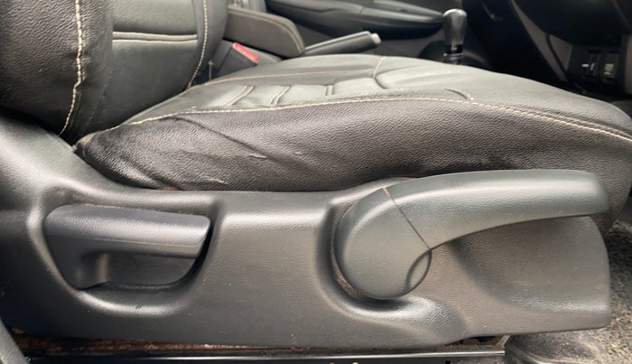 2018 Honda WR-V 1.2L I-VTEC VX MT, Petrol, Manual, 37,225 km, Driver Side Adjustment Panel