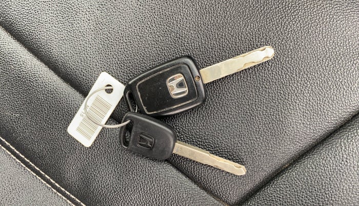 2018 Honda WR-V 1.2L I-VTEC VX MT, Petrol, Manual, 37,225 km, Key Close Up