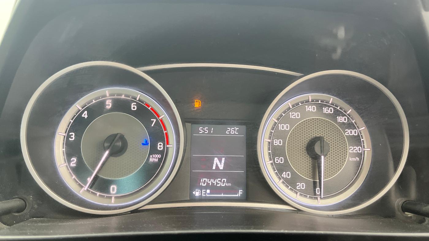 2018 Maruti Dzire VXI AMT, Petrol, Automatic, 1,04,449 km, Odometer Image