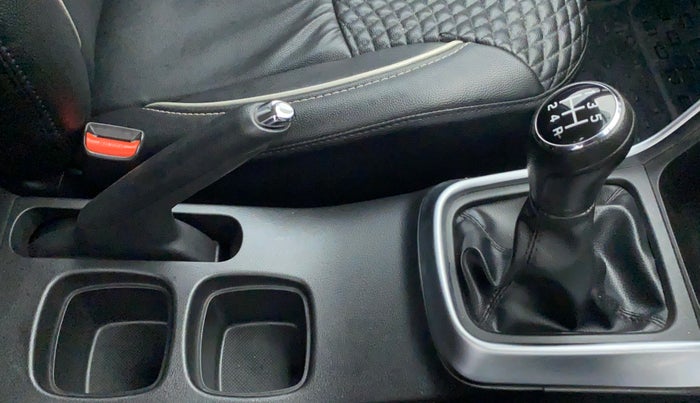 2018 Maruti S Cross ZETA 1.3 SHVS, Diesel, Manual, 76,042 km, Gear Lever