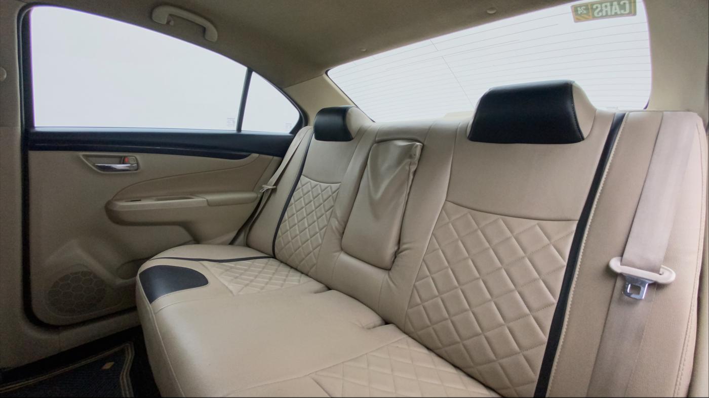 2017 Maruti Ciaz SIGMA 1.4 MT PETROL, Petrol, Manual, 58,452 km, Right Side Rear Door Cabin