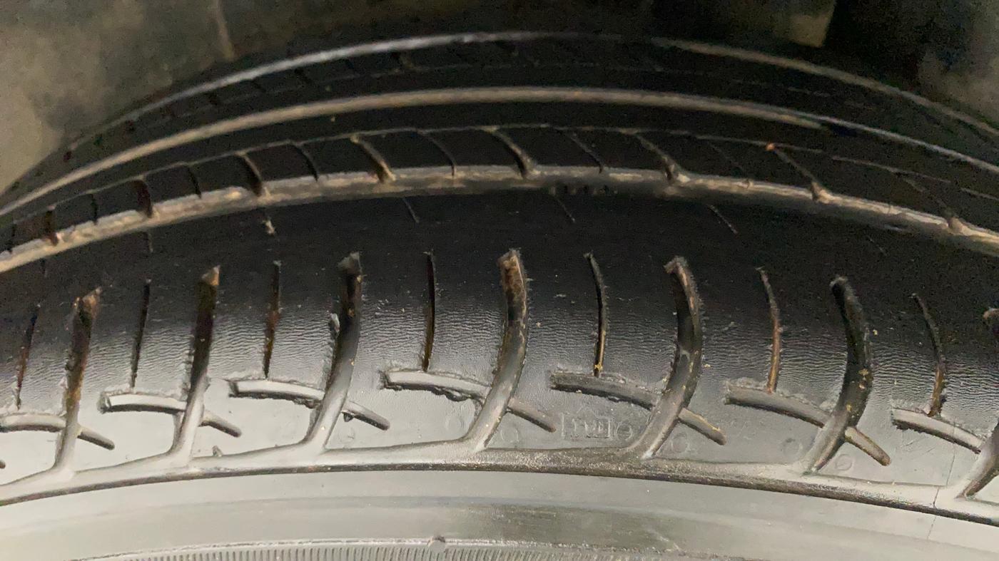 2017 Maruti Ciaz SIGMA 1.4 MT PETROL, Petrol, Manual, 58,452 km, Left Rear Tyre Tread