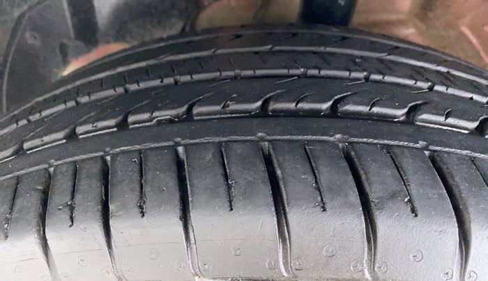 2020 MG HECTOR PLUS SHARP HYBRID PETROL, Petrol, Manual, 12,343 km, Left Front Tyre Tread