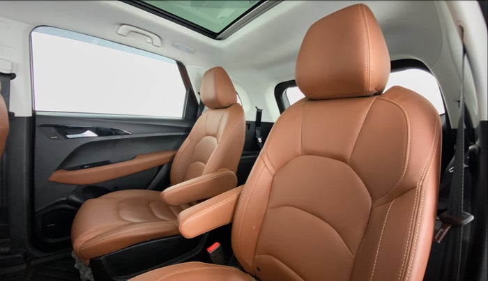 2020 MG HECTOR PLUS SHARP HYBRID PETROL, Petrol, Manual, 12,343 km, Right Side Rear Door Cabin