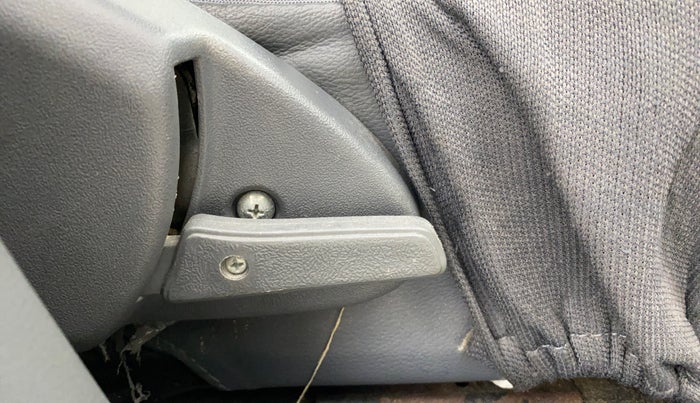 2014 Maruti Alto 800 LXI, Petrol, Manual, 43,217 km, Driver Side Adjustment Panel