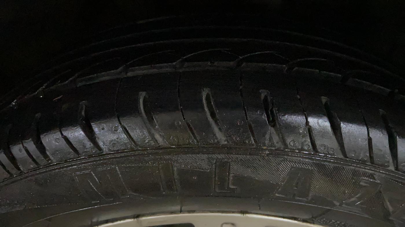 2017 Tata Tiago XZ PETROL, Petrol, Manual, 63,329 km, Left Rear Tyre Tread