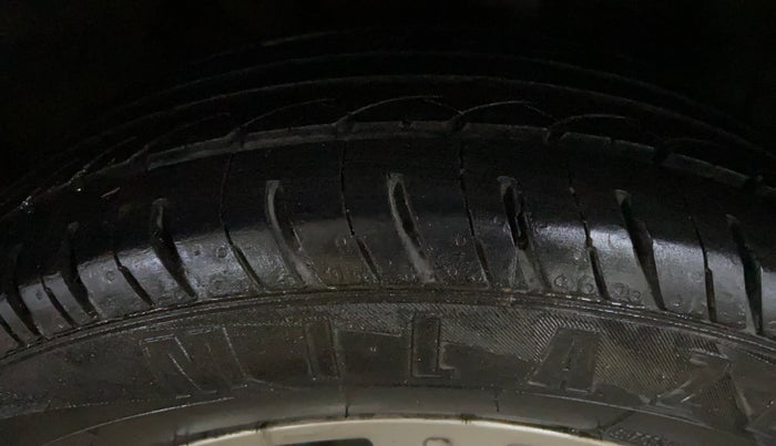 2017 Tata Tiago XZ PETROL, Petrol, Manual, 63,440 km, Left Rear Tyre Tread