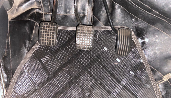 2017 Tata Tiago XZ PETROL, Petrol, Manual, 63,440 km, Pedals